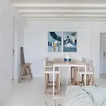 Mymykonos I *